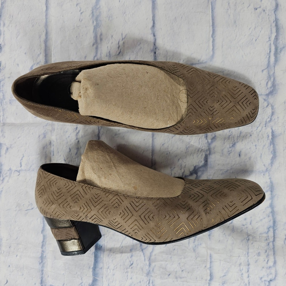 Salvatore Ferragamo Block Heel Pumps Womens 8.5 Taupe Gold Suede Square Toe VTG
